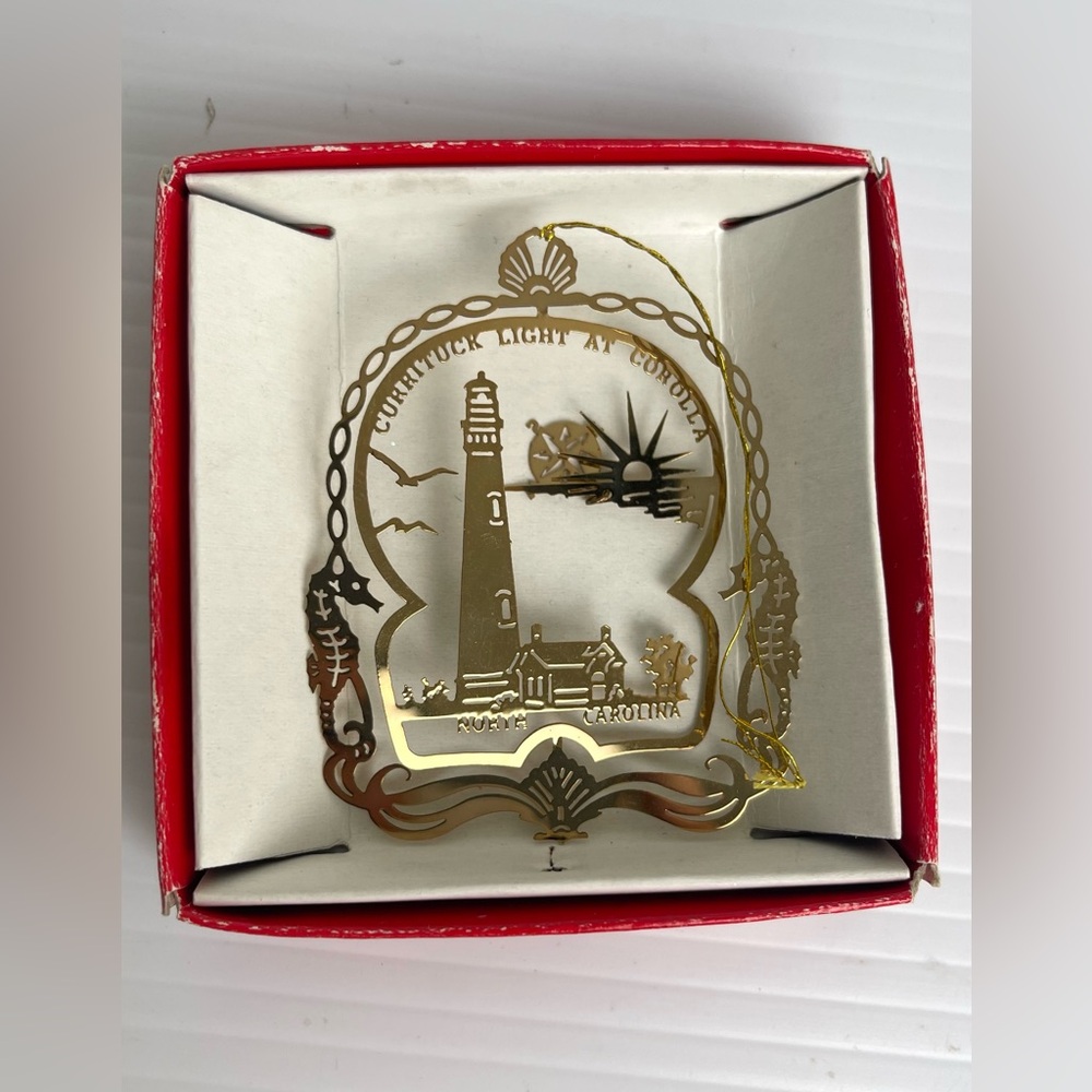 Currituck Light House North Carolina Christmas Ornament 24kt Gold Plate 1994